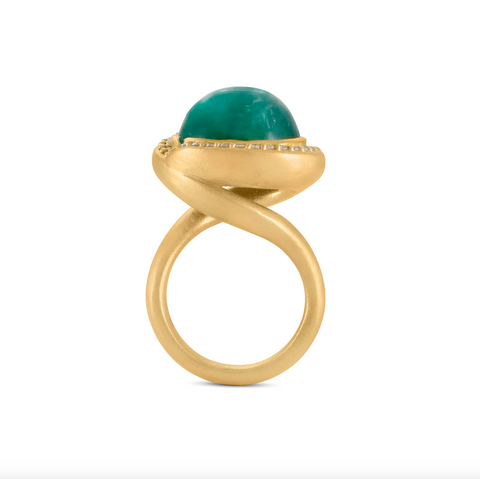 Emerald Twist Cocktail Ring with Diamond Pave