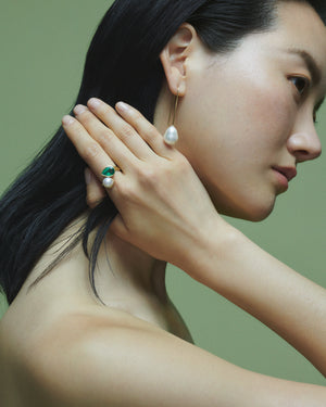 Pearl and Pear Emerald Twist Ring
