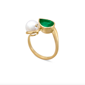 Pearl and Pear Emerald Twist Ring